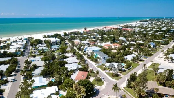 Our Tourist’s Guide to Enjoying Holmes Beach